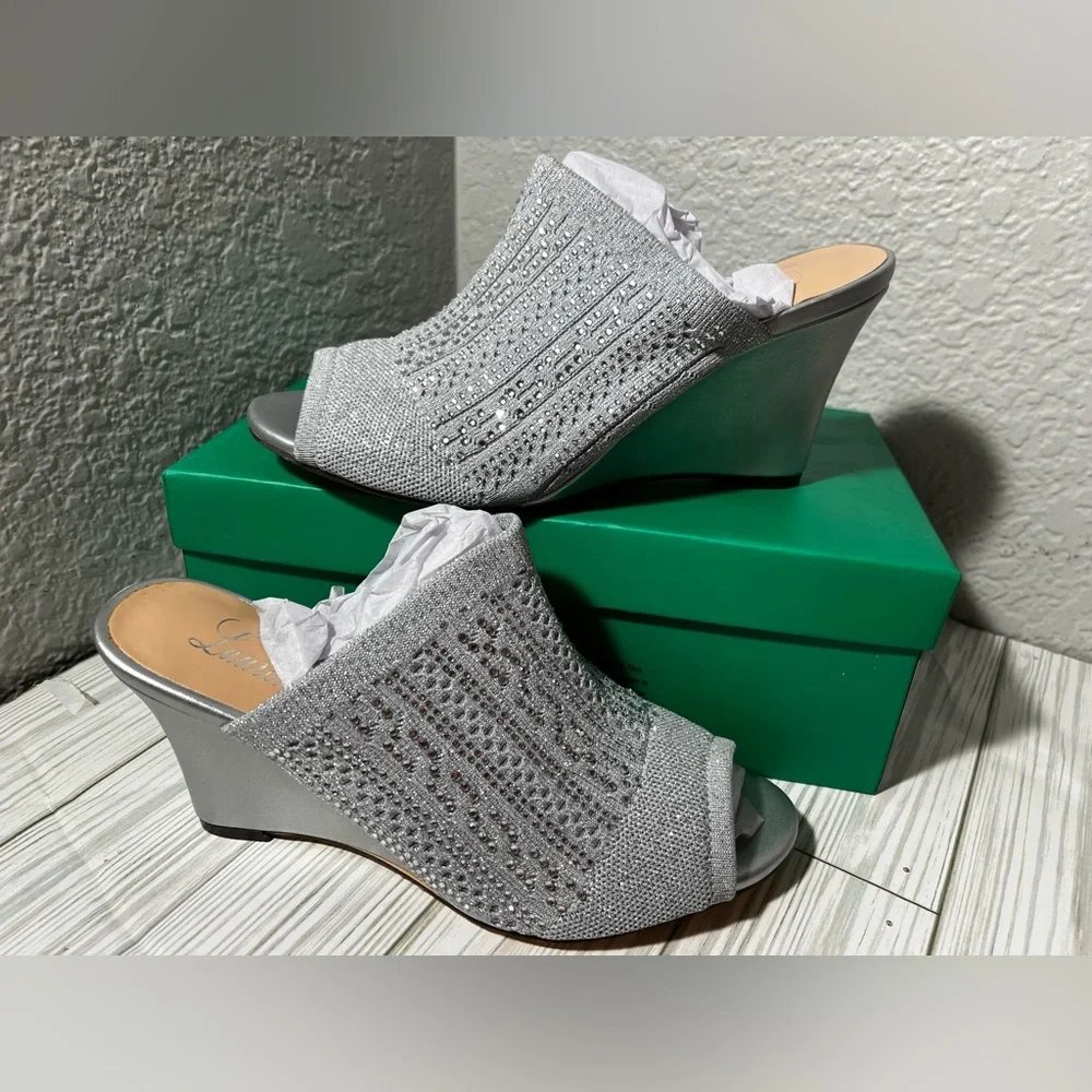Lauren Lorraine‎ Martha Elegant Silver stretch Wedge Sandals size 5.5 & 7.5